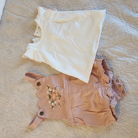 Artisan NY 2 piece Spring Romer set 3-6 mo - Picture 2 of 7